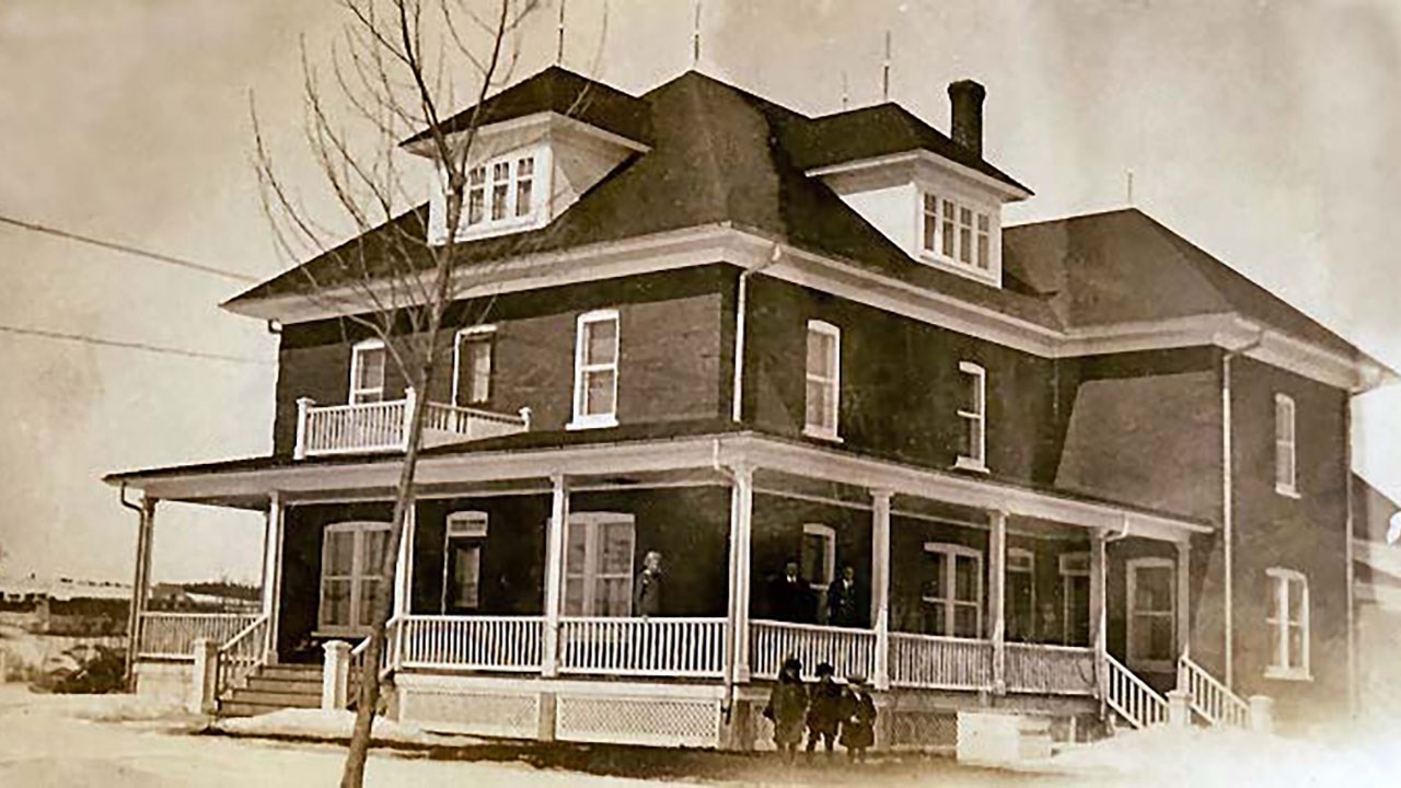 Où était la maison d'Édouard Lacroix?