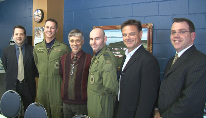 L'Aérofête Hyundai et les Snowbirds à l'aéroport de Saint-Georges le 24 juin