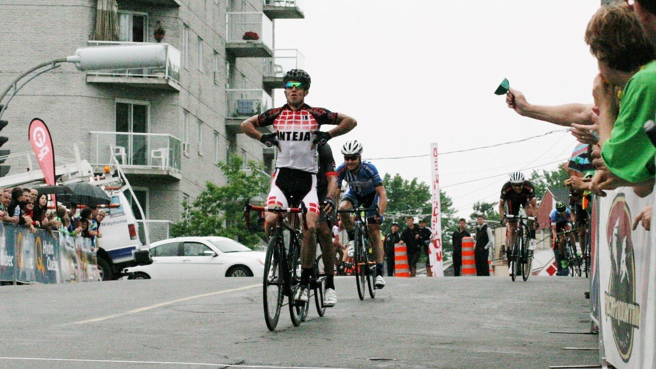 Le vainqueur de la dernière étape, Diego Jimenez