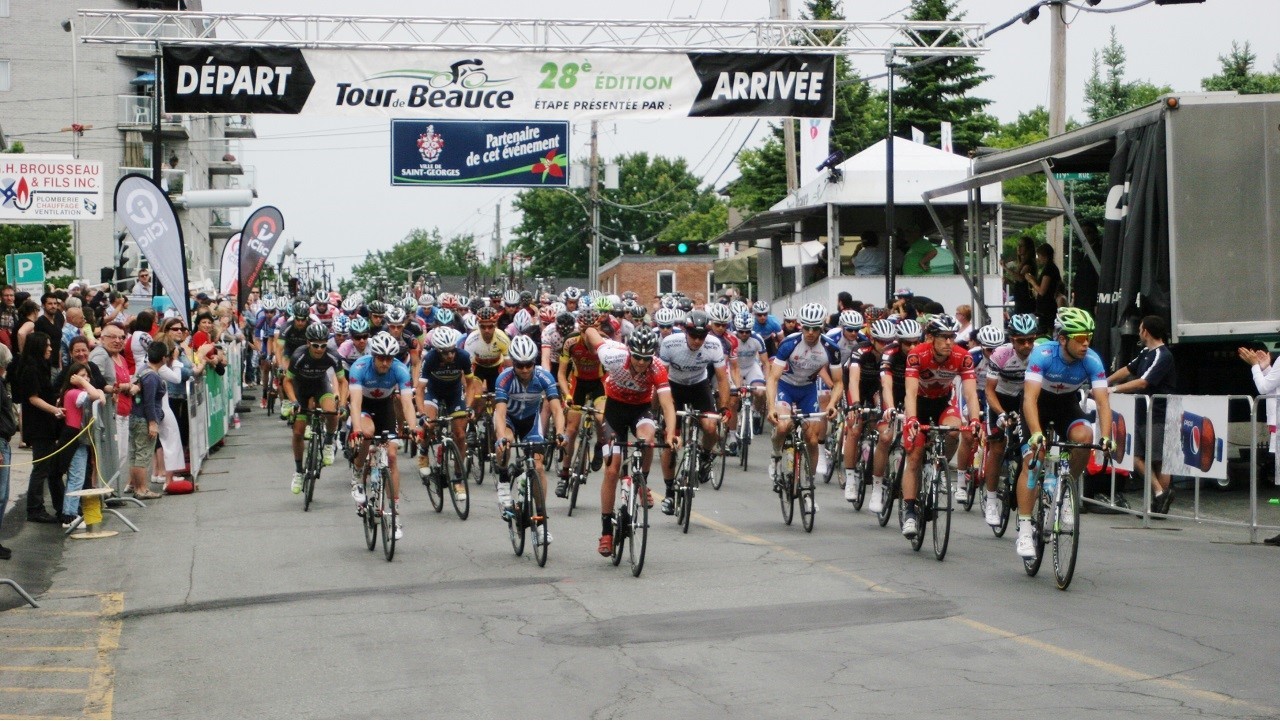 C'est un départ pour cette sixième et dernière étape du Tour de Beauce