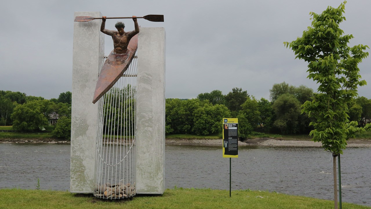 "La force du courant" de l'artiste Martine Carole Gagnon.