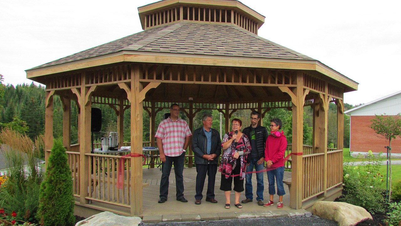 Un gazebo a également été érigé à cet endroit.