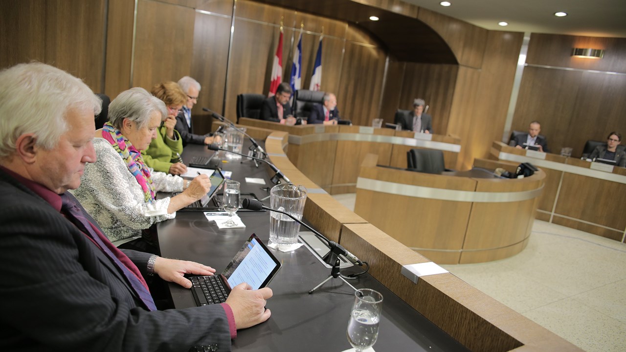Lors de la séance du conseil du 13 juin dernier, les élus ont accepté la directive de changement pour les travaux d'aménagement des jeux d'eau afin de permettre à l’entrepreneur d’aller de l’avant.