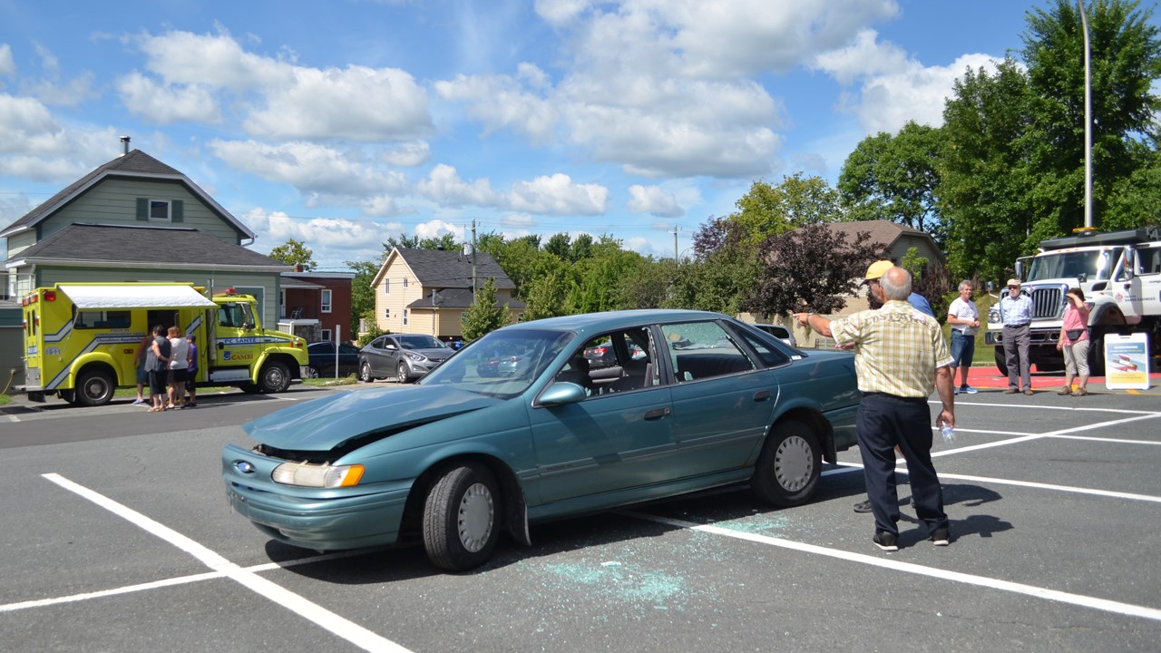 Normand DeLessard présente la journée Urgence des cadettes de la SQ Beauce-Sartigan
