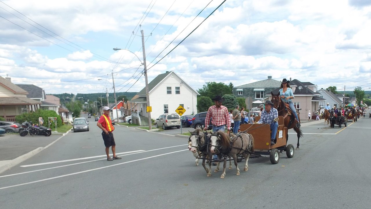 Normand DeLessard nous présente la parade du festival Nashville en Beauce