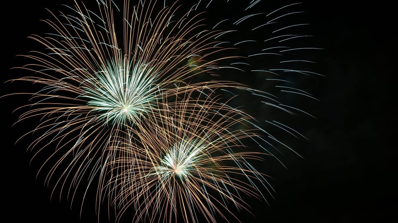 Normand DeLessard présente les Grands Feux de Saint-Honoré