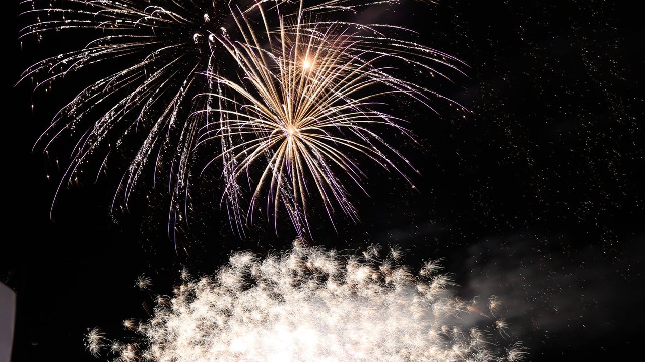Normand DeLessard présente les Grands Feux de Saint-Honoré