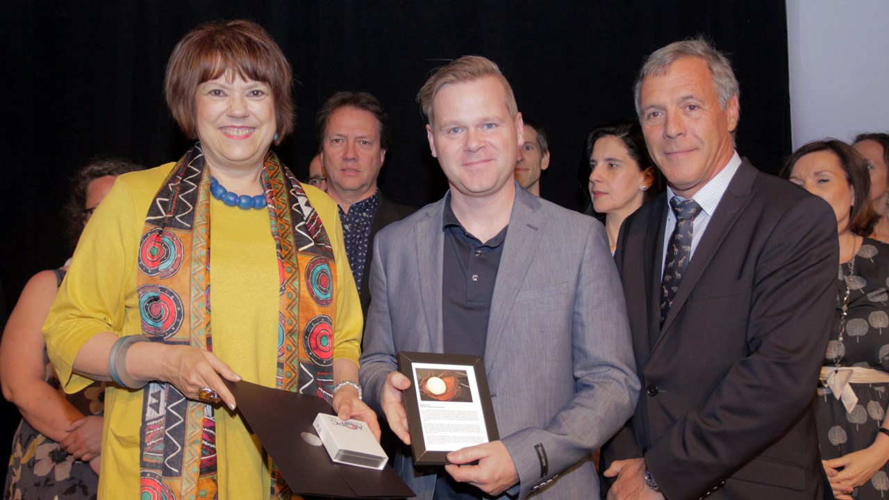 L'enseignant d'Arts visuels Christian Pépin honoré par l'AQPC