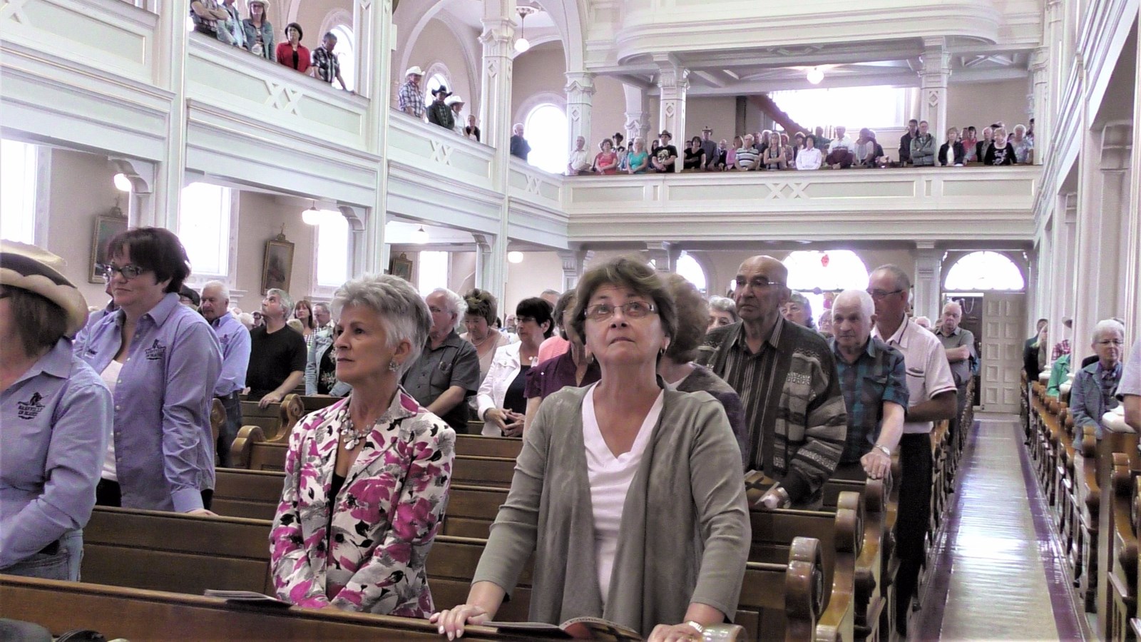 Dans cette capsule d'Hier à aujourd'hui avec Normand DeLessard, Normand présente la messe country qui s'est déroulée lors du dimanche 6 août 2017 à l'église de Saint-Prosper, dans le cadre de la 10e édition de Nashville en Beauce.
