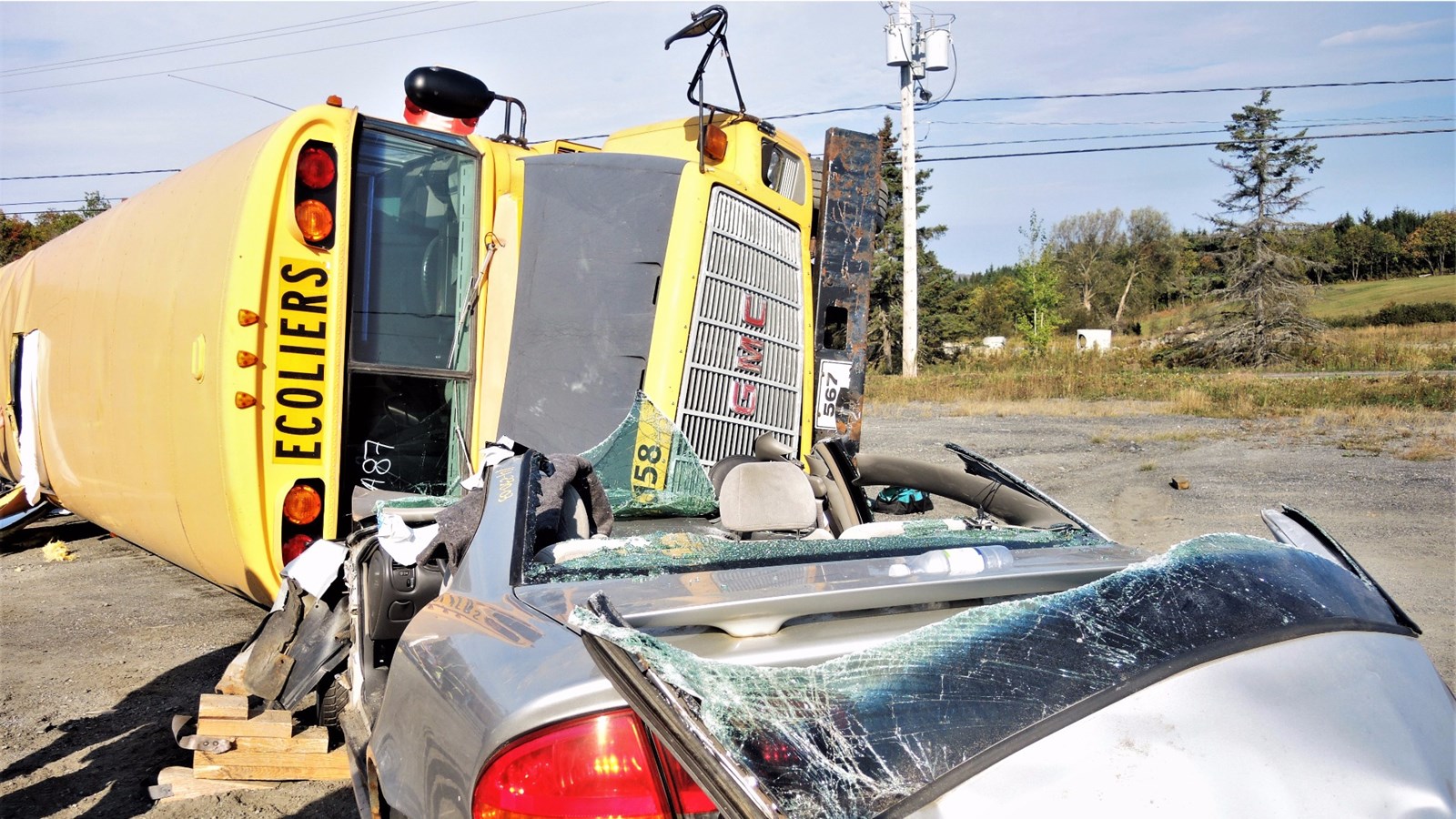 Simulation d'accident et exercice de désincarcération à Saint-Victor