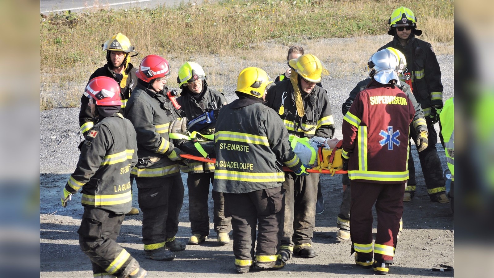 Simulation d'accident et exercice de désincarcération à Saint-Victor