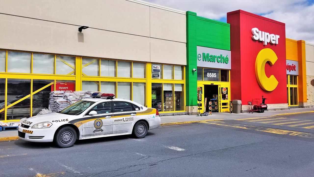 Fausse arme : plus de peur que de mal au Carrefour Saint-Georges