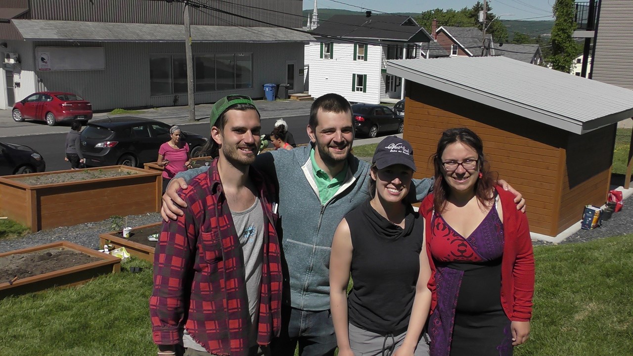 Normand DeLessard présente les Jardins communautaires de Saint-Georges