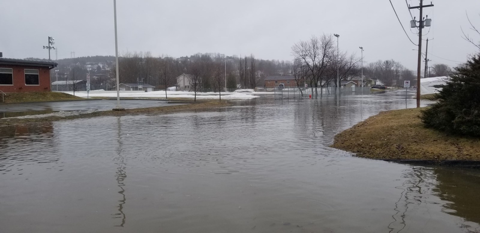Inondations printanières : l'état d'urgence décrété à Vallée-Jonction