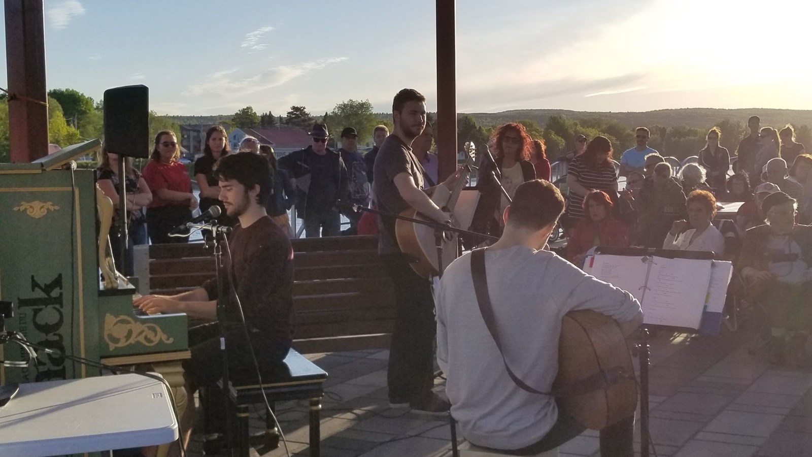 Lancement du piano urbain St-Georges, un moyen de vivre le présent