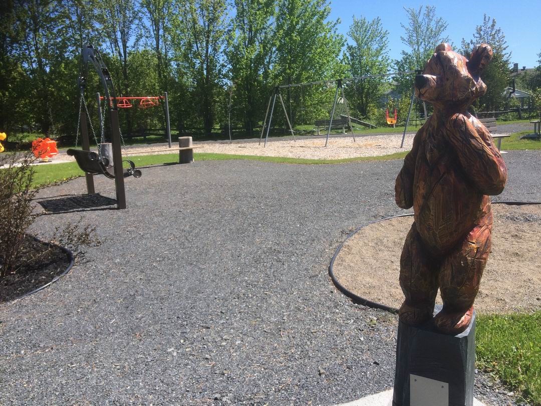 Normand DeLessard présente le parc du Petit-Bocage de Saint-Louis de Gonzague