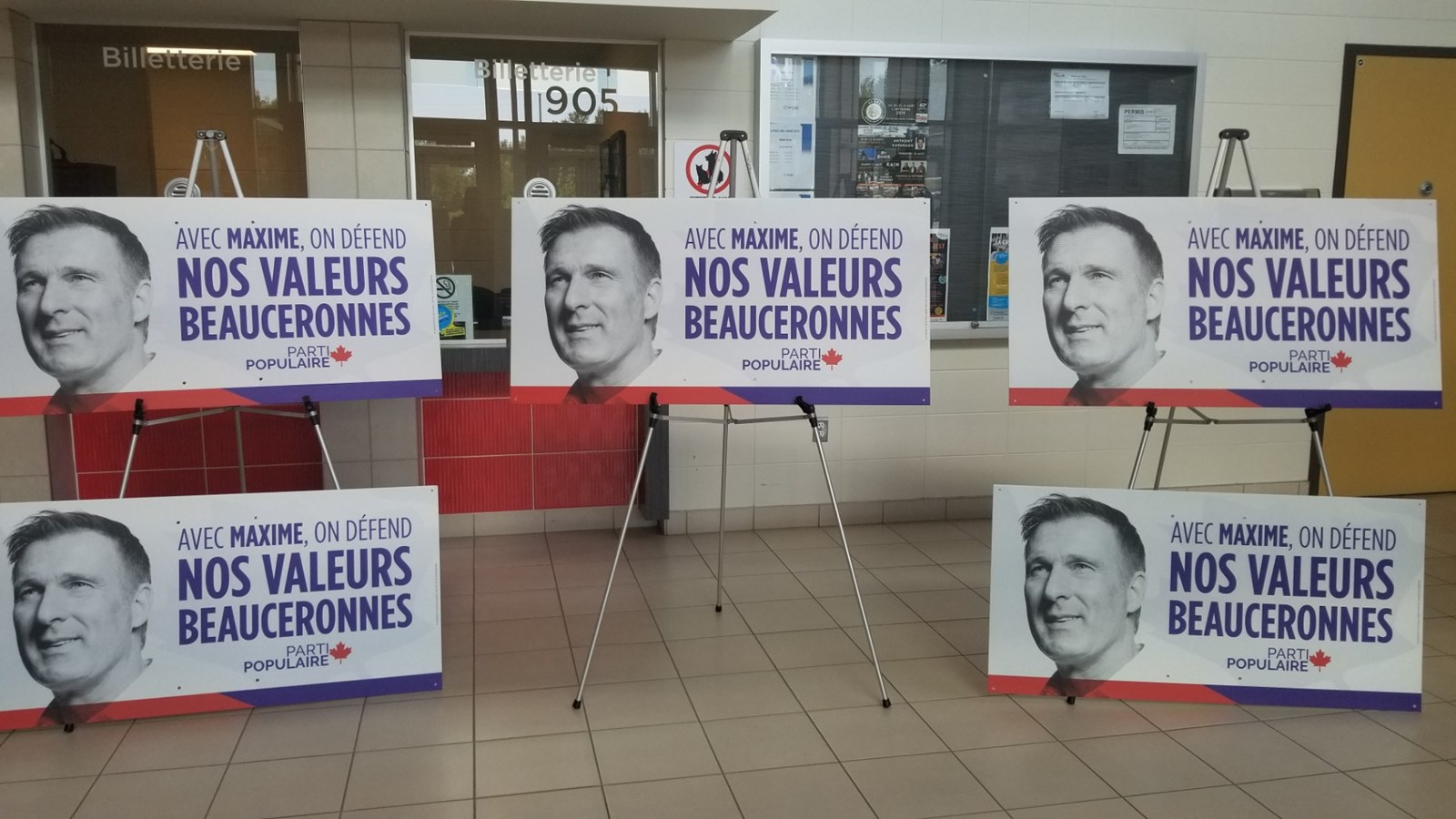 Le lancement avait lieu dans le Centre Caztel à Sainte-Marie