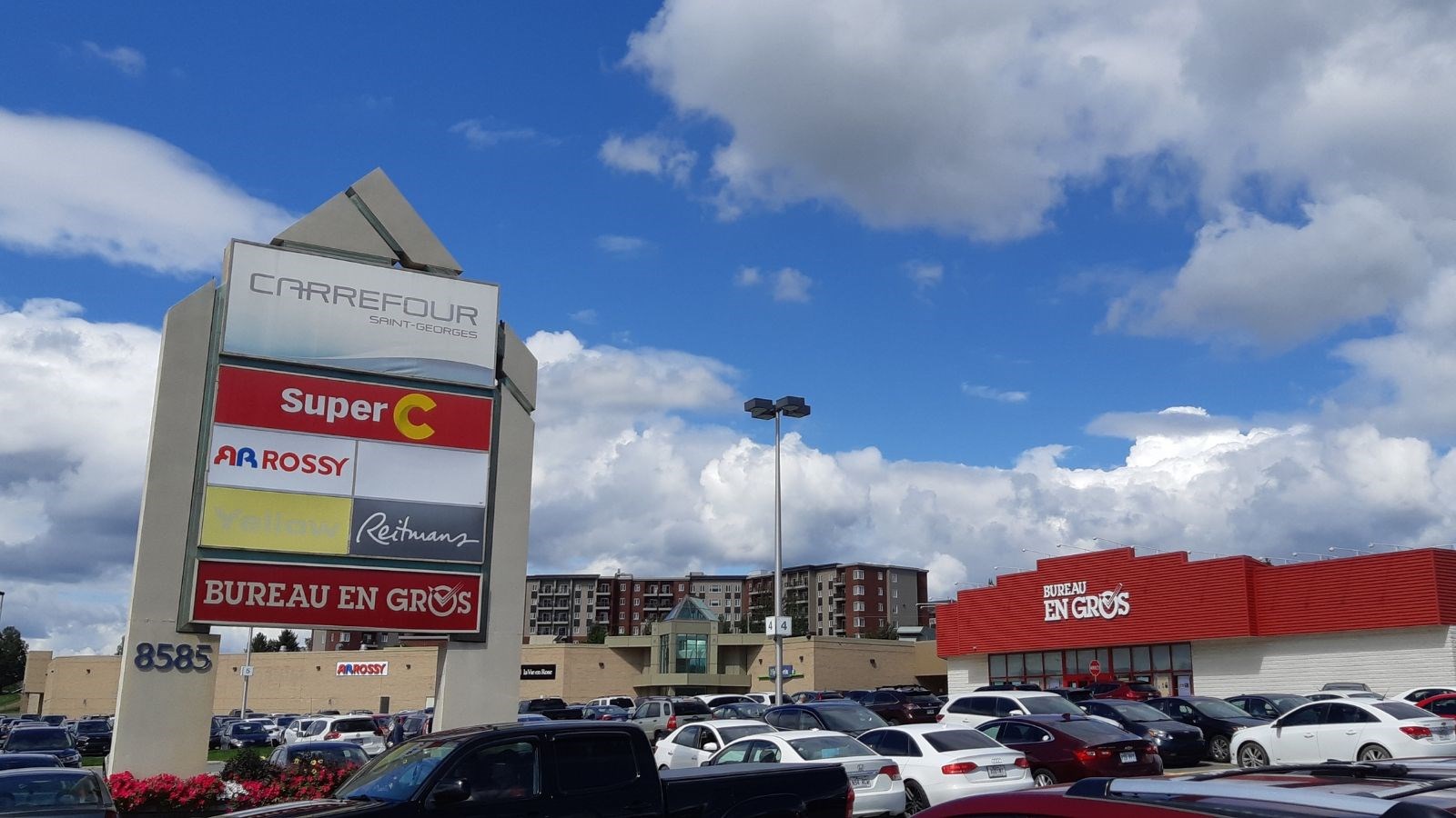 Ouvert ou fermé en ce congé de la fête du Travail