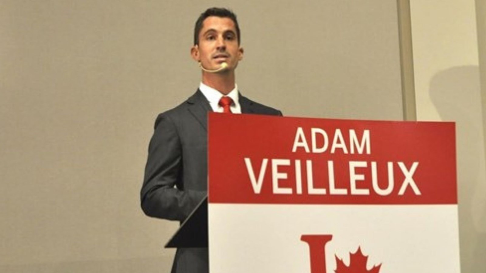 Adam Veilleux du Parti libéral du Canada considère déplorables cette tactique. 
