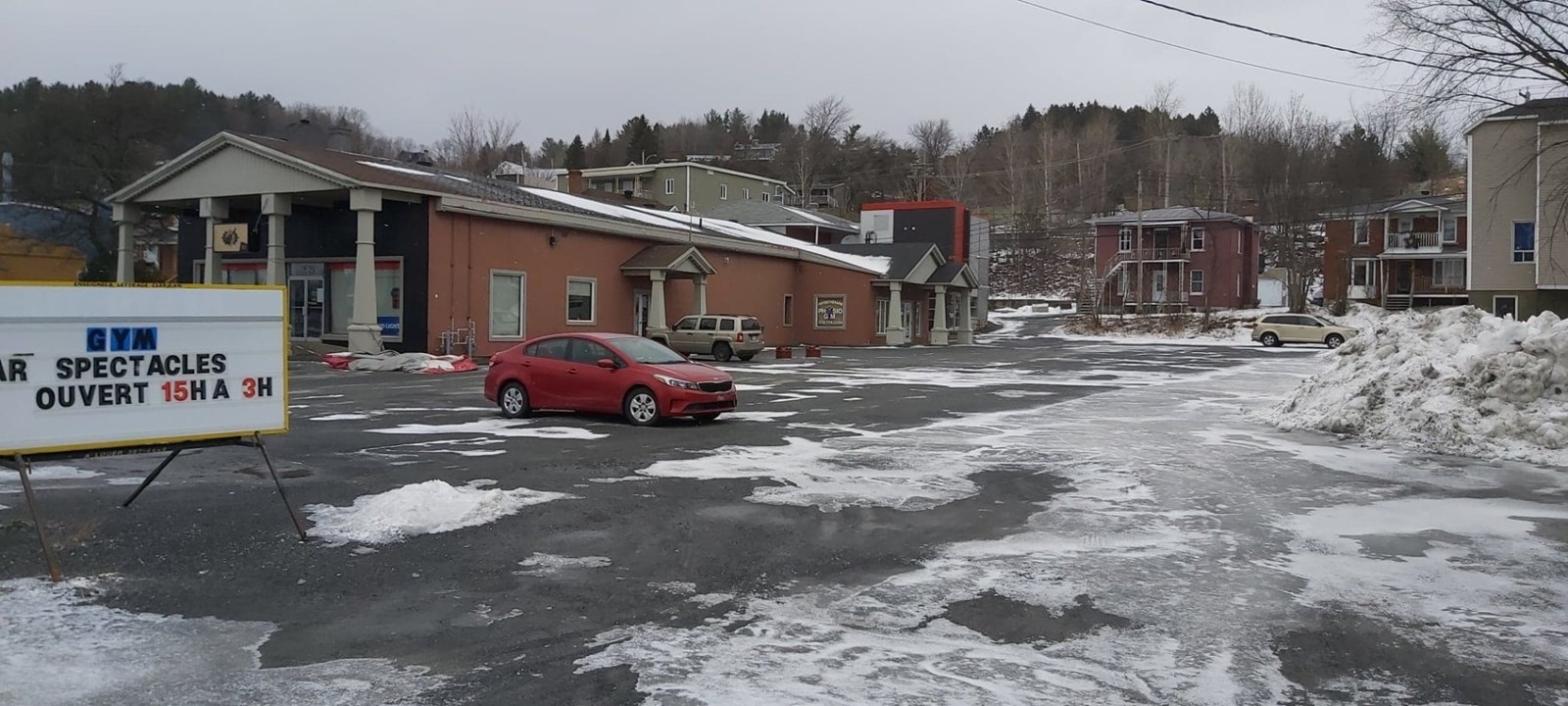 Plusieurs bâtiments seront démolis pour faire place à un grand parc.