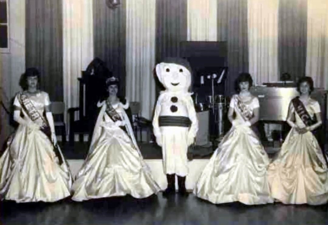 Normand DeLessard présente les souvenirs du carnaval de Saint-Georges en 56-57