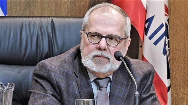 Le maire Claude Morin demande qu'on enlève les îles artificielles de la rivière