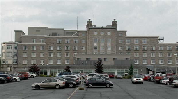 Une employée de l'Hôpital de Saint-Georges aurait été déclarée positive à la COVID-19