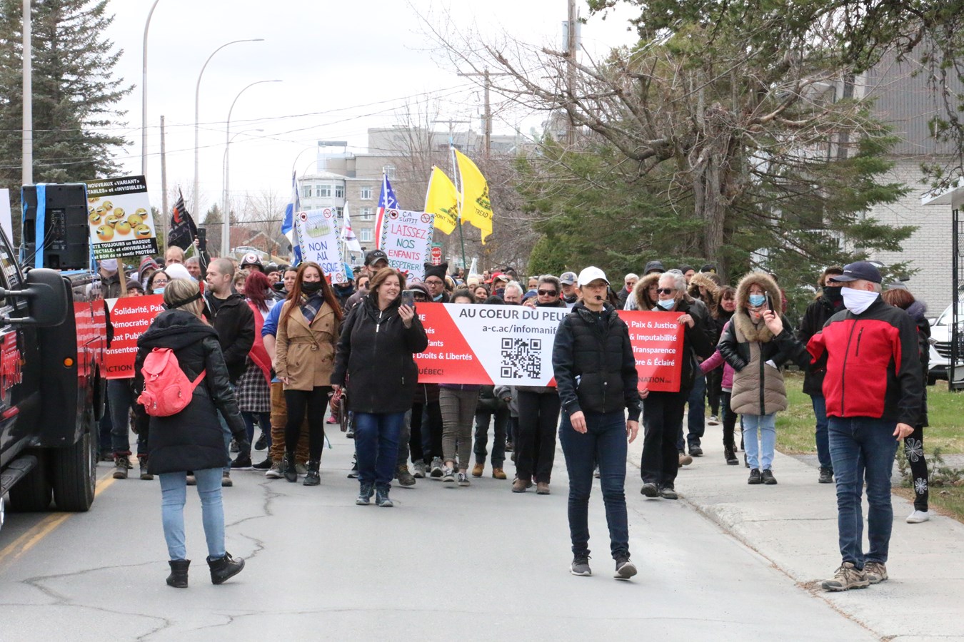 500 personnes à une manif contre les mesures sanitaires de la COVID-19