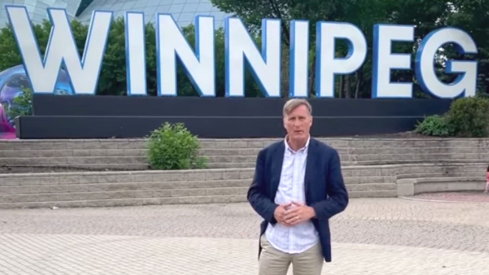 Des maires manitobains ne veulent pas de Maxime Bernier chez eux