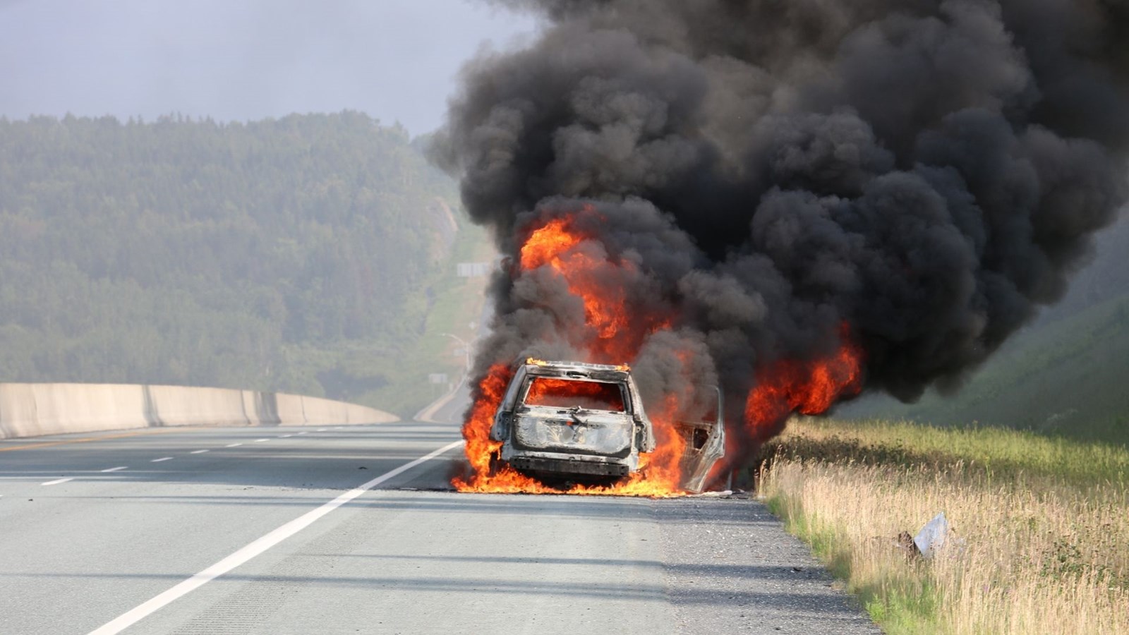 Voiture incendiée sur l'Autoroute 73