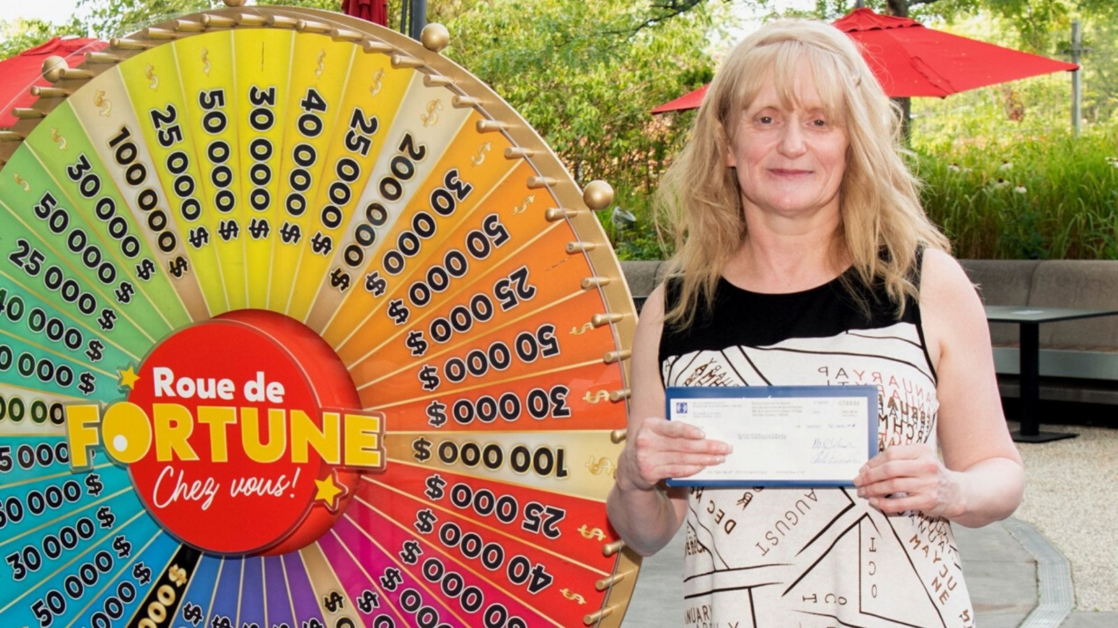Edith Nadeau remporte 50 000 $ à la Roue de Fortune chez vous
