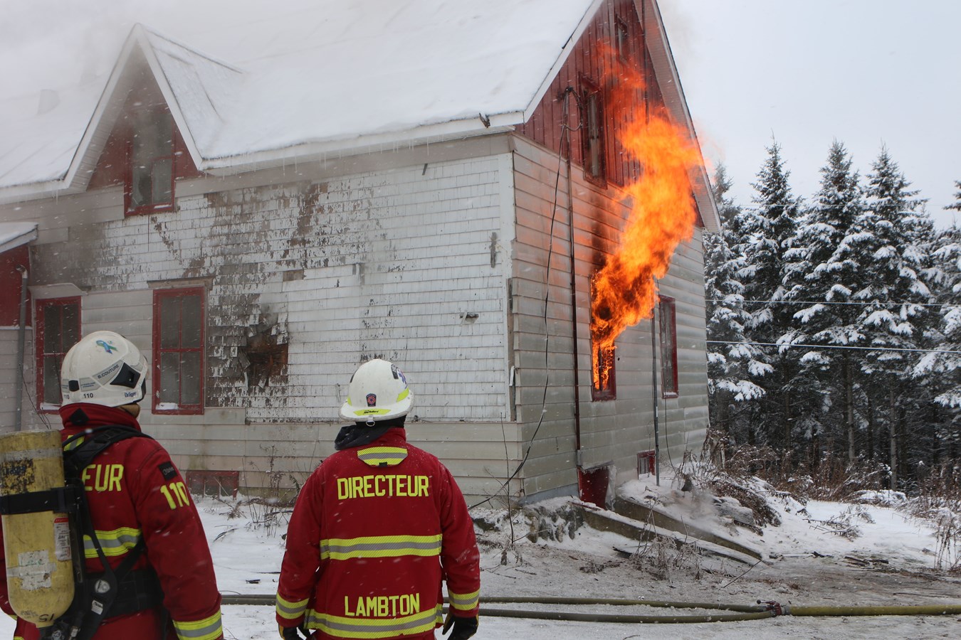 Un bon exercice de mise à feu pour les pompiers de Lambton