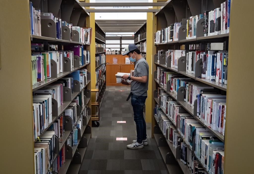 Les bibliothèques du Québec excèdent à peine la note de passage, selon un rapport