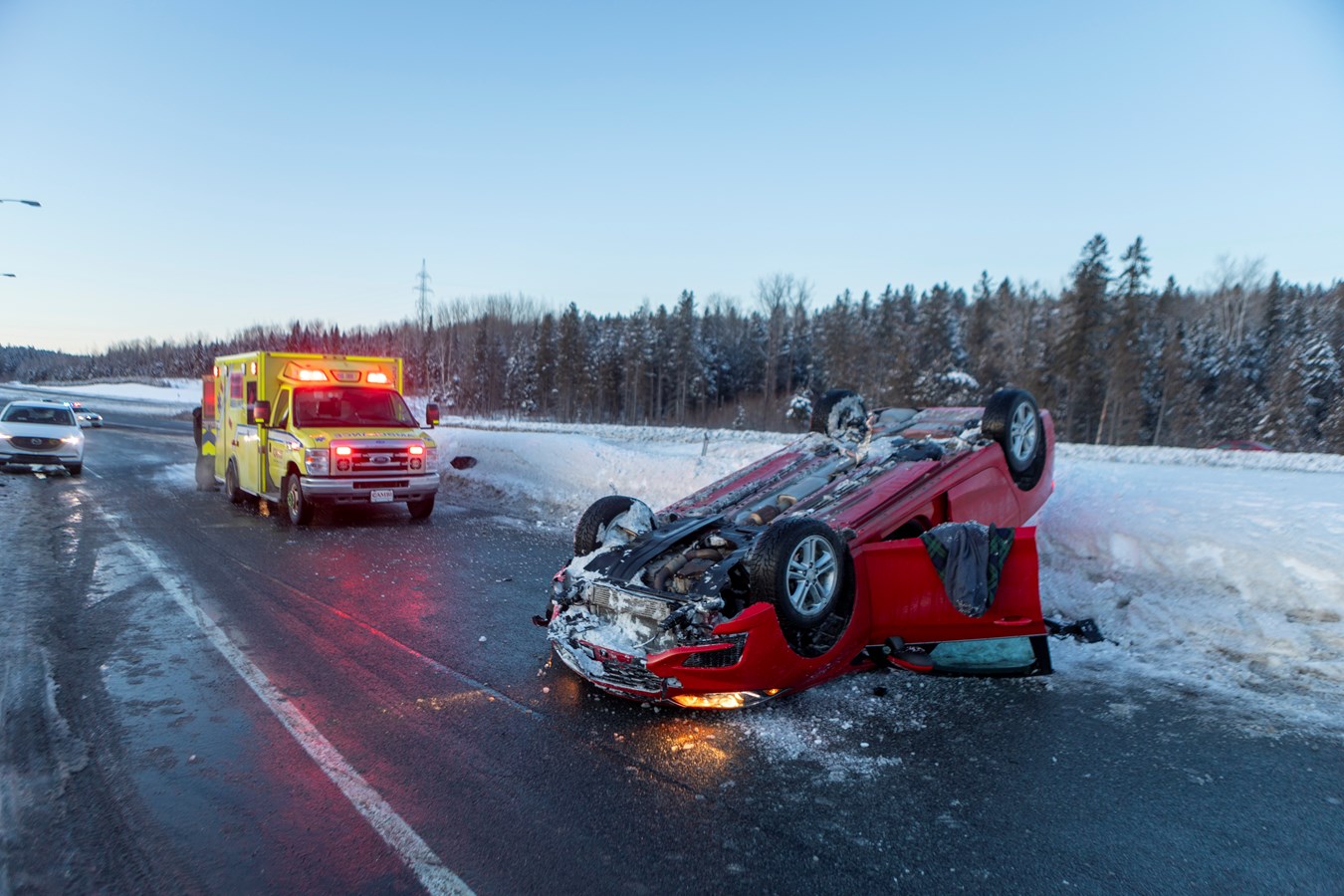 Sortie de route sur l'Autoroute 73 Sud