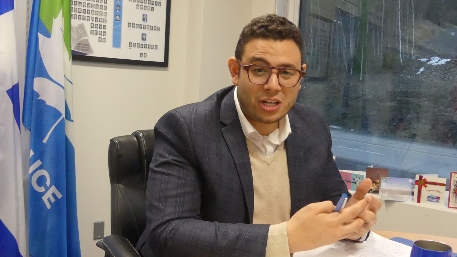 Samuel Poulin se porte à la défense du rôle de député