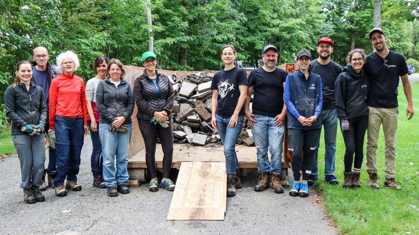 Les bénévoles qui ont participé aux travaux au parc du Détroit de la Chaudière.