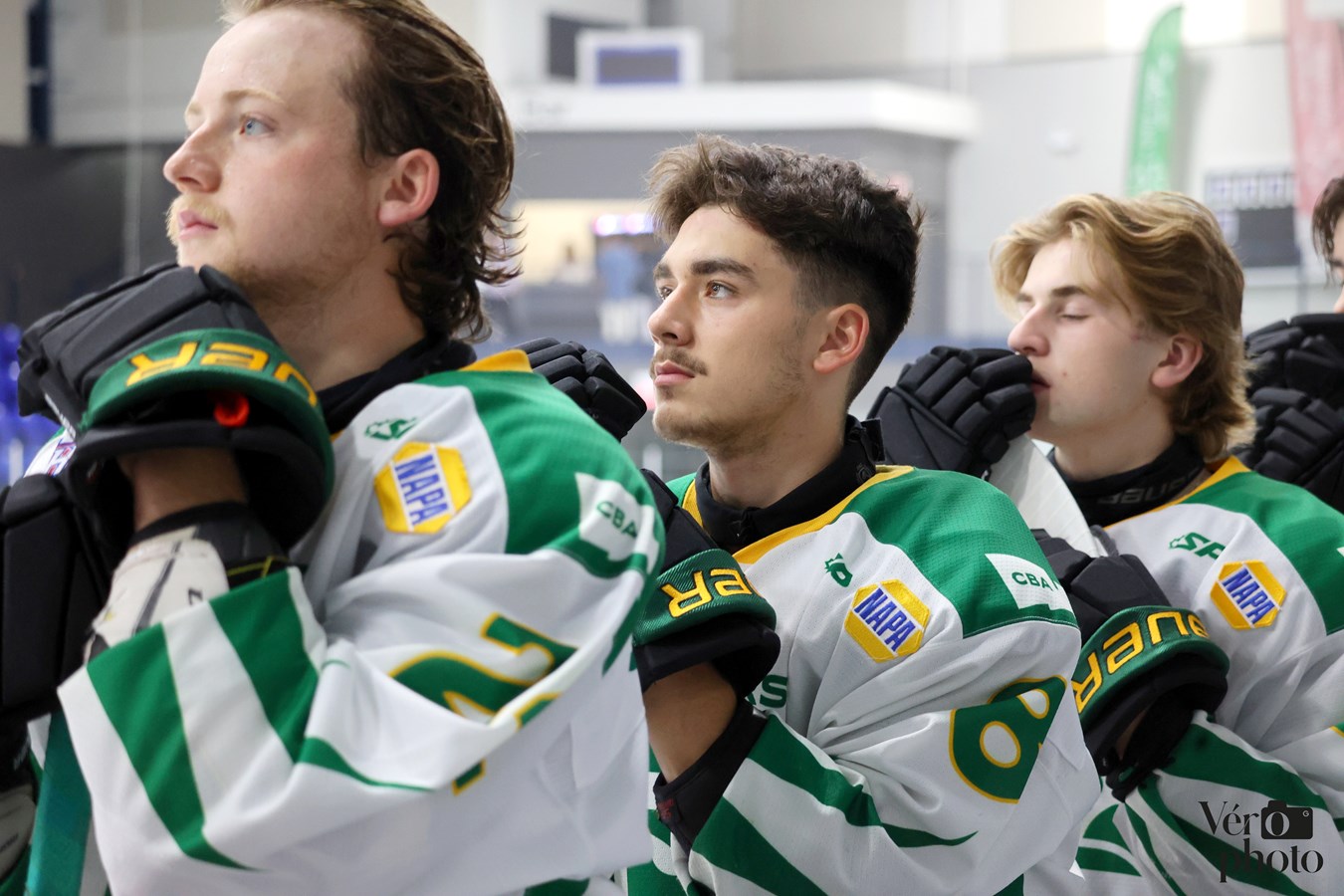 Restaurer notre hockey: un match en bleu pour les Condors