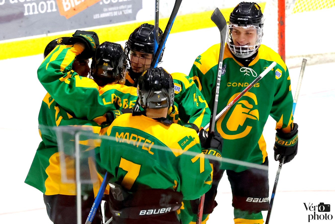 Hockey : l'attaque des Condors en feu contre Princeville