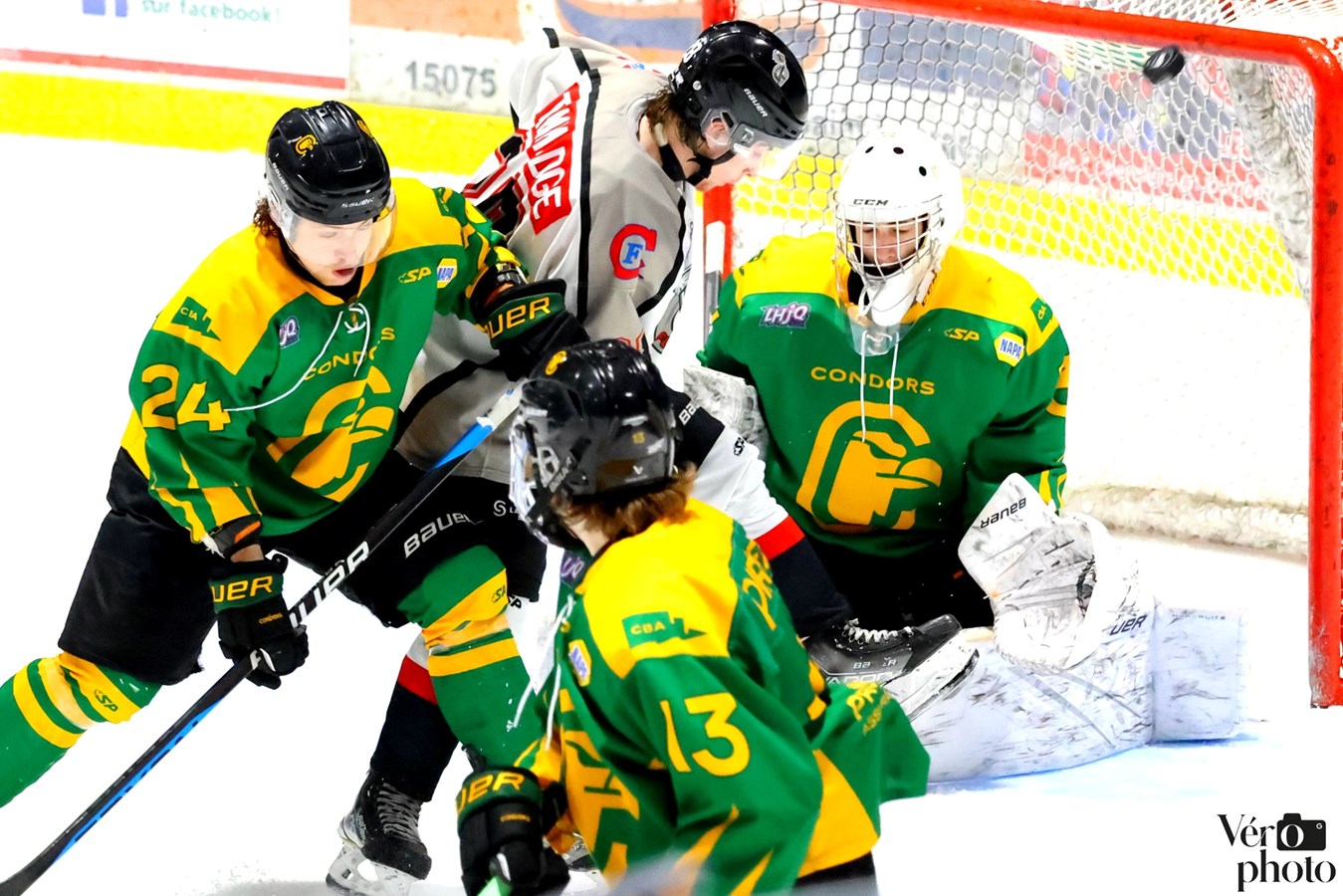 Les Condors blanchissent les Flames de Gatineau