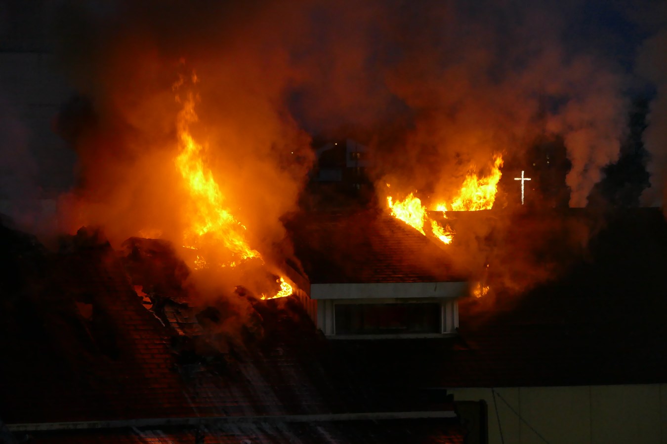 Incendie sur la 1re avenue : retour sur une nuit difficile