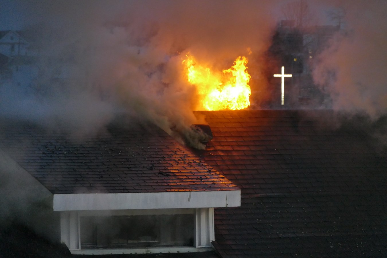 Incendie sur la 1re avenue : retour sur une nuit difficile
