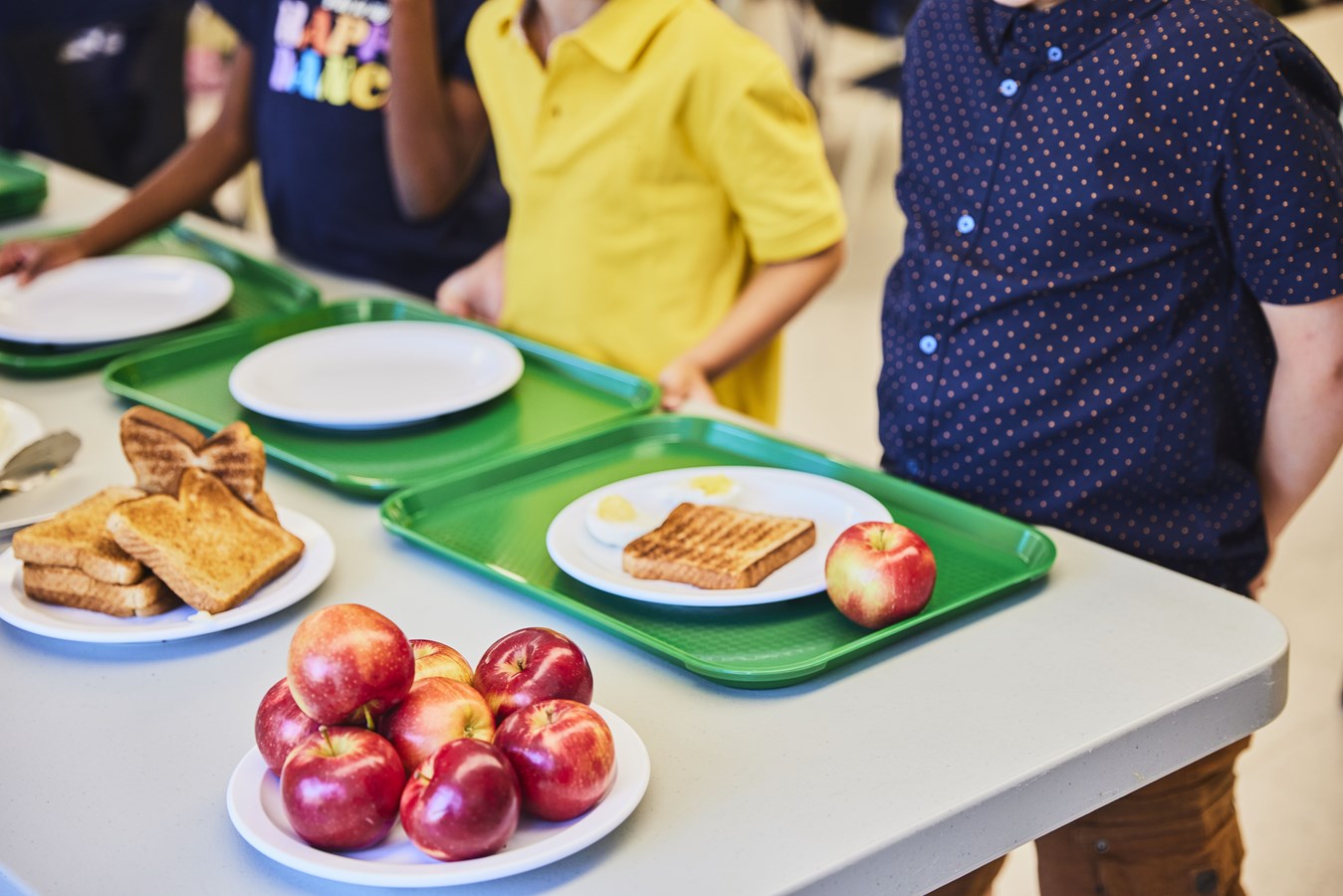 Trudeau annonce un programme national d’alimentation scolaire de 1 milliard $
