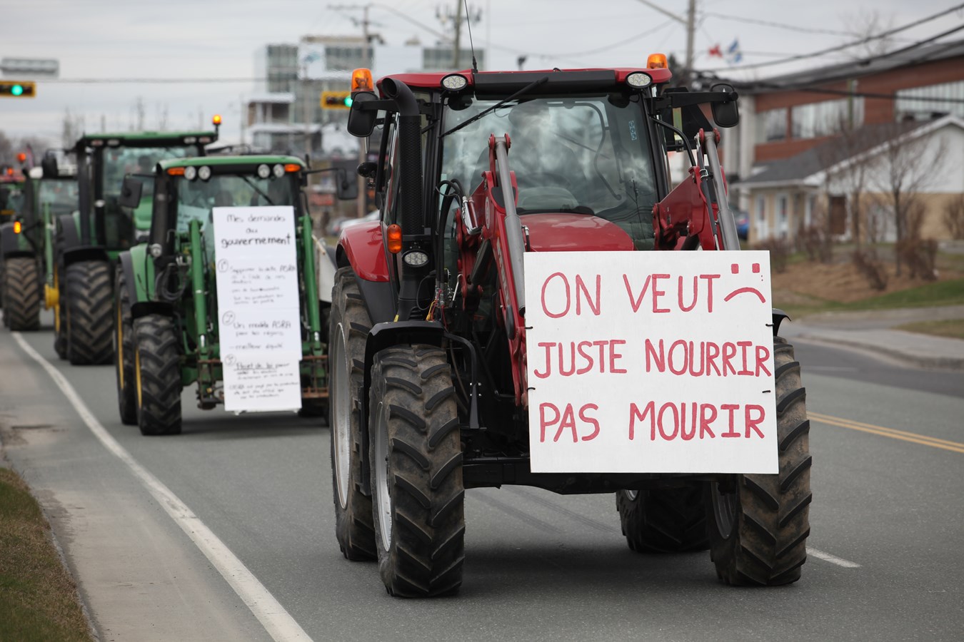 La gronde des agriculteurs du Québec s'empare de Sainte-Marie