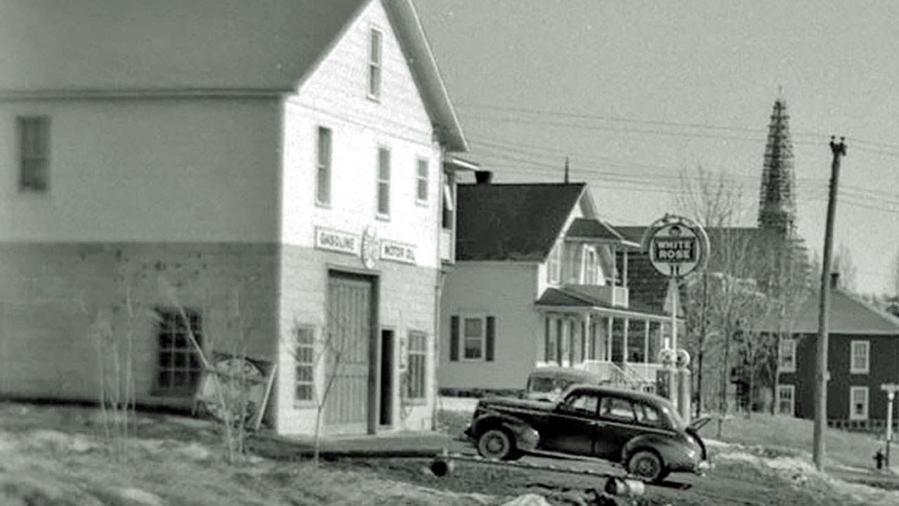 Le garagiste Oram Poulin du boulevard Lacroix