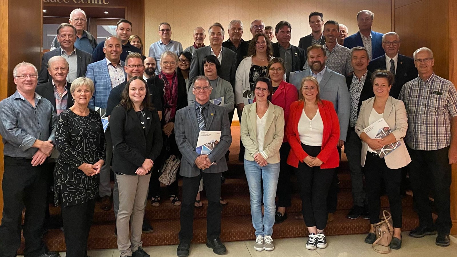 En soirée, le président de la FQM s’est entretenu avec plus de 50 élues et élus des MRC de Beauce-Centre, Beauce-Sartigan, Les Appalaches et Les Etchemins.