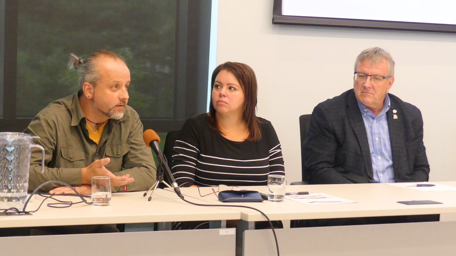 De gauche à droite, Martin Beaulieu, directeur du CJE-Beauce-Sud, Hélène Latulippe, directrice générale du Conseil économique de Beauce et Gaétan Vachon, préfet de la MRC de La Nouvelle-Beauce.