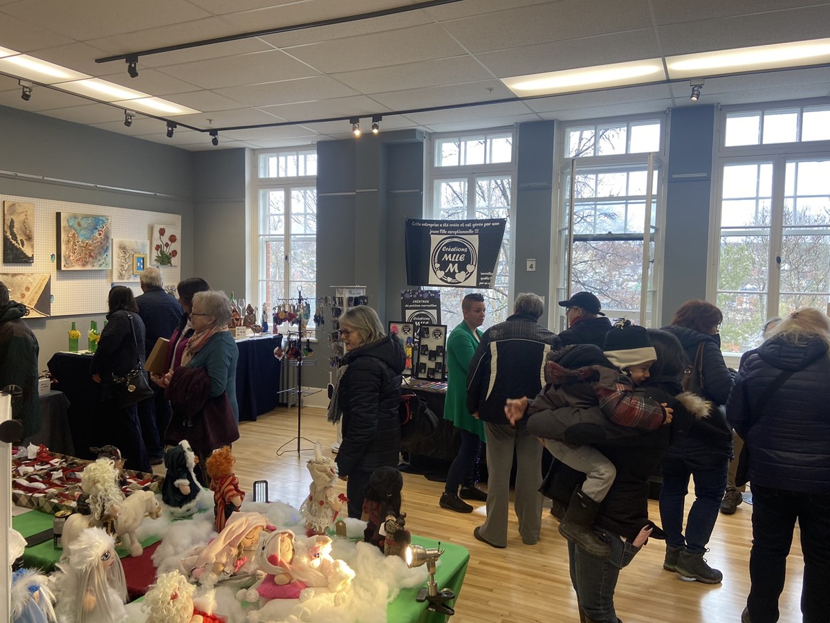 Le Salon des Artistes et Artisans de Beauce reporté à 2025