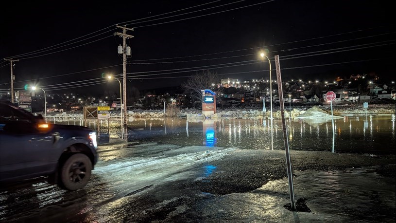 Inondations à Beauceville : cours suspendus et routes fermées