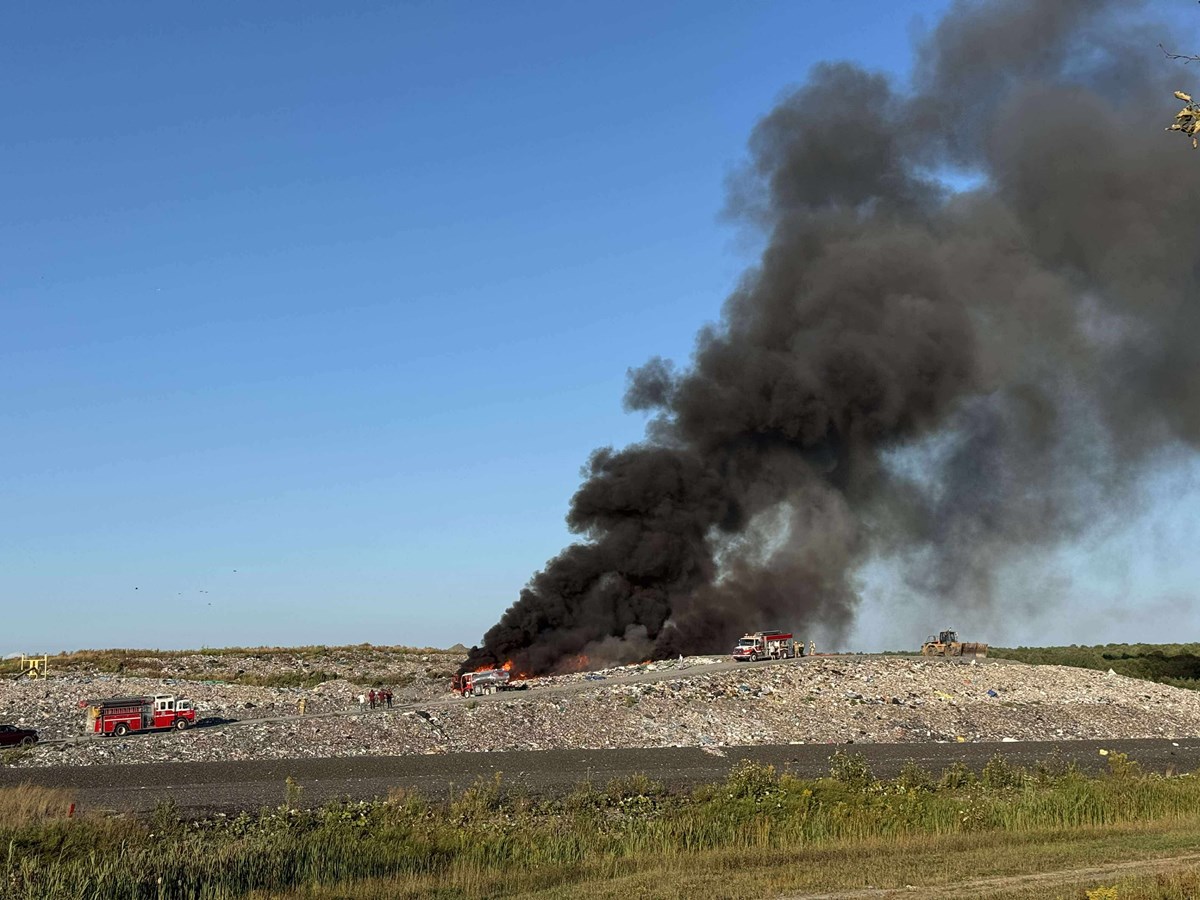 Feu majeur dans un site de déchets à Saint-Côme-Linière