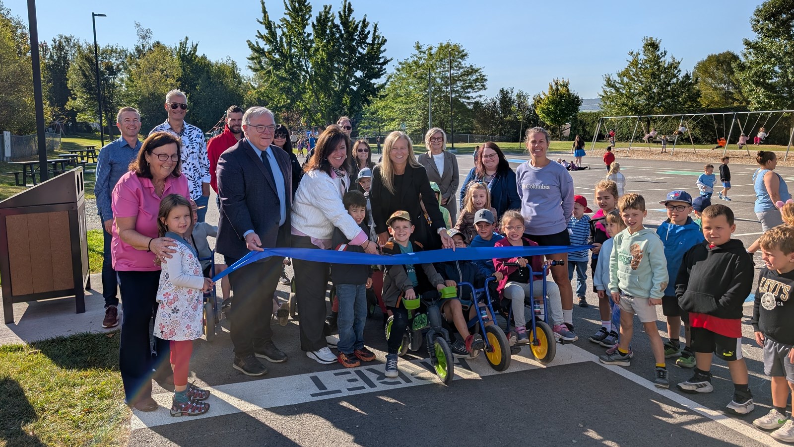 Une cour extérieure neuve pour les enfants de Sainte-Marie